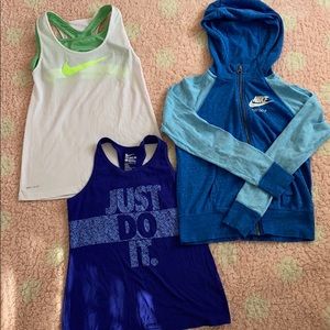 Girls Nike Bundle M/L